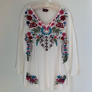 Avani Del Amour Gypsy Embroidery Boho Tunic